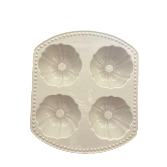 Princess House Pavillion Mini Fluted Bundt Cake Pan Excellent Ivory - Picture 1 of 5